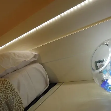 Bed & Breakfast Dodo House 4*